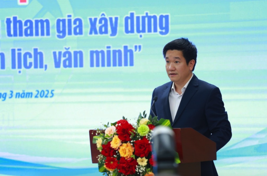 B&aacute;o ch&iacute;, truyền th&ocirc;ng tham gia x&acirc;y dựng người H&agrave; Nội thanh lịch, văn minh- Ảnh 2.