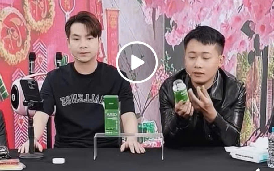 Công ty của Hằng Du Mục, Quang Linh Vlogs bị phạt 125 triệu đồng vụ kẹo Kera