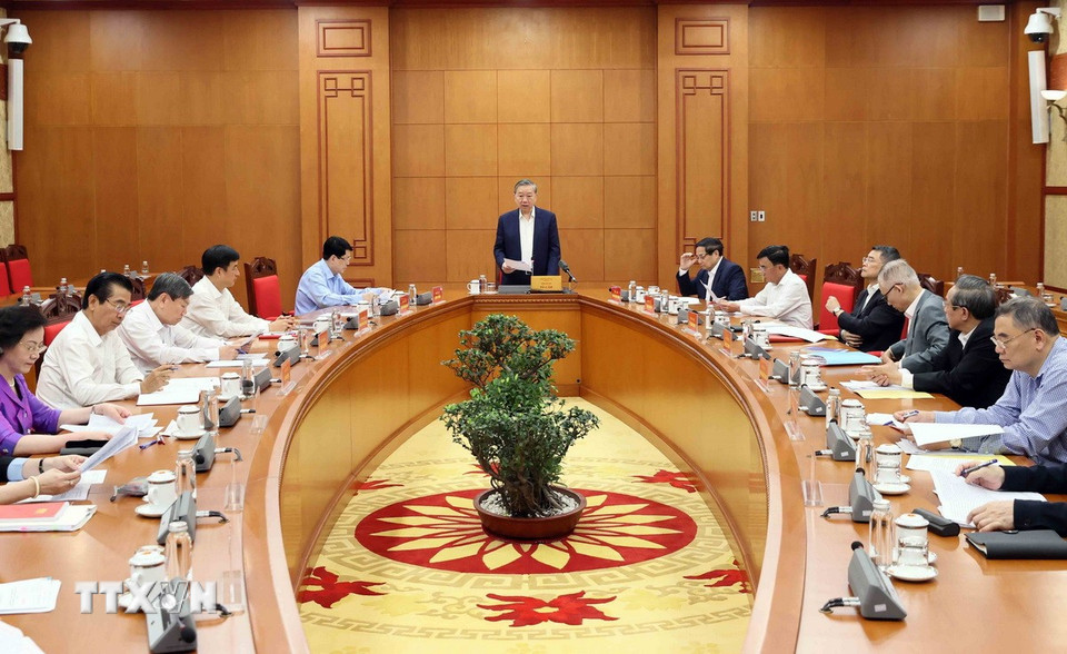 Những h&igrave;nh ảnh Tổng B&iacute; thư T&ocirc; L&acirc;m chủ tr&igrave; họp Tiểu ban Nh&acirc;n sự Đại hội XIV của Đảng- Ảnh 7.