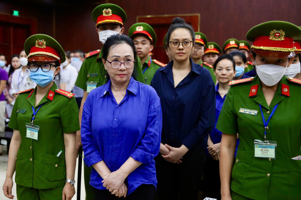 Bị c&aacute;o Trương Mỹ Lan tại t&ograve;a. Ảnh: HO&Agrave;NG TRIỀU