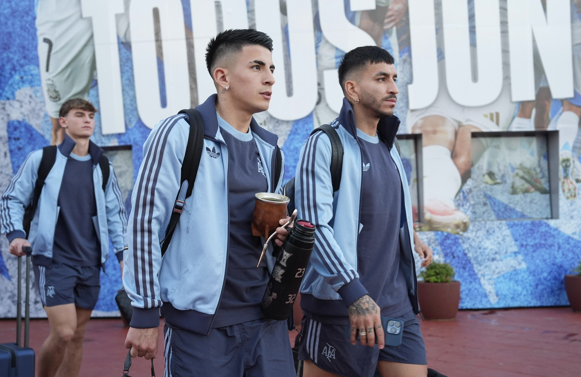 Bất chiến tự nhiên thành, Argentina được trao vé thứ 7 dự World Cup- Ảnh 1.