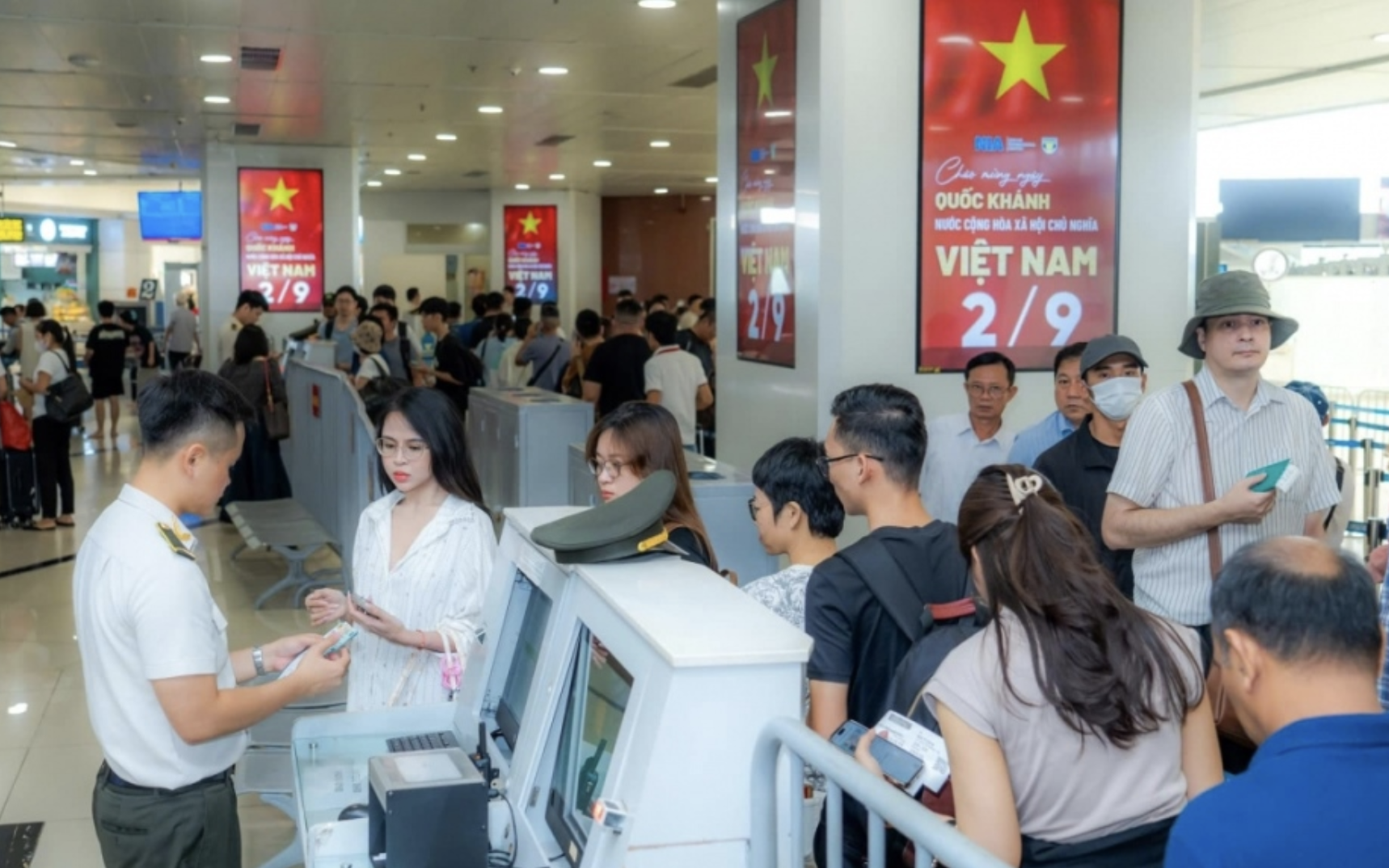 Hàng không tăng ngàn chuyến bay dịp Lễ 30-4, 1-5