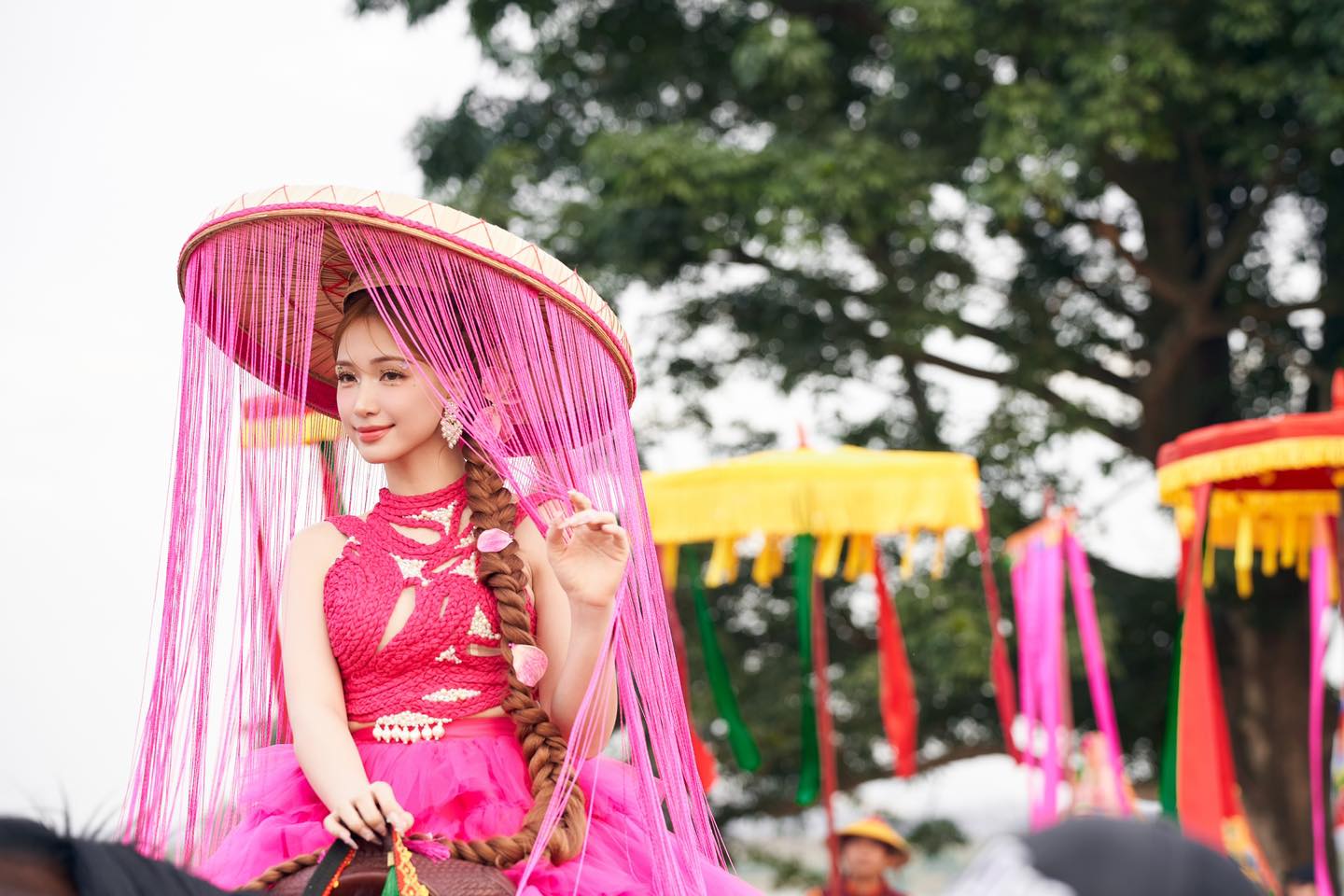 "Bắc Bling" của Hòa Minzy gây bão toàn cầu- Ảnh 3.