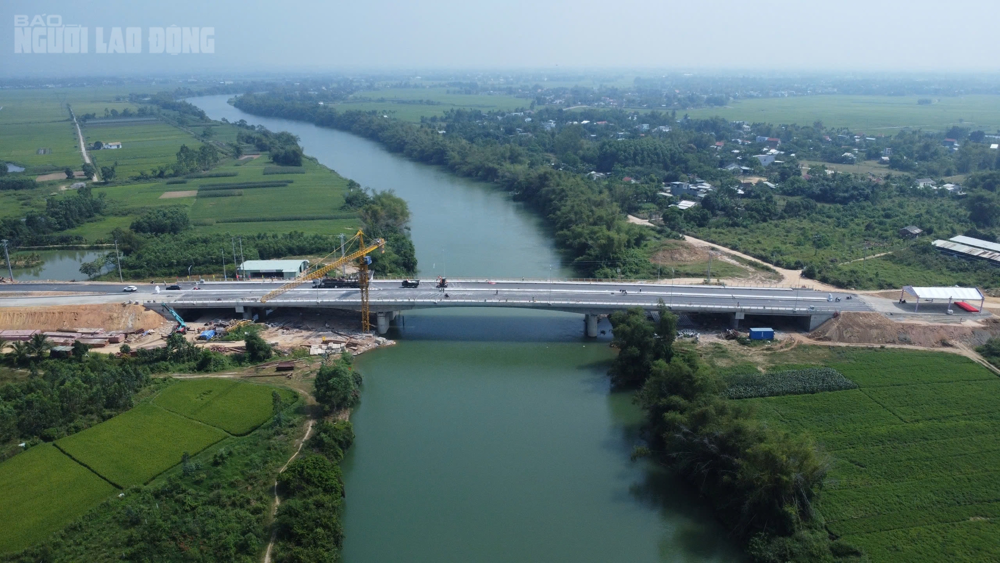 Ngắm diện mạo cầu Quảng Đ&agrave;, nối Đ&agrave; Nẵng với Quảng Nam trước ng&agrave;y th&ocirc;ng xe- Ảnh 1.