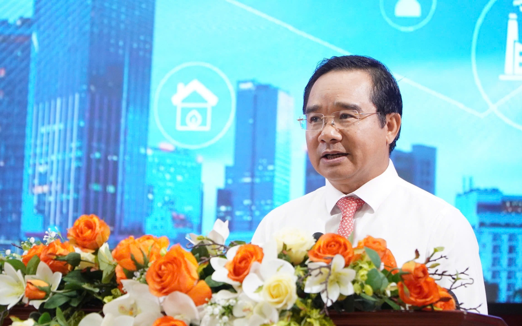 Kinh tế TP HCM có sự phát triển vượt bậc trong 50 năm qua