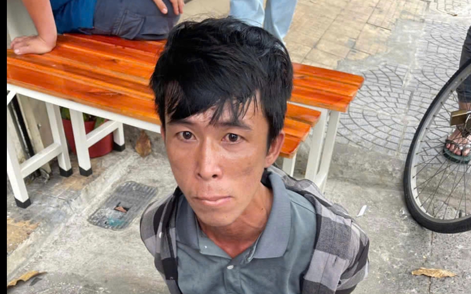 TP HCM: "Hiệp sĩ" bắt gã đàn ông sống lang thang trộm xe máy