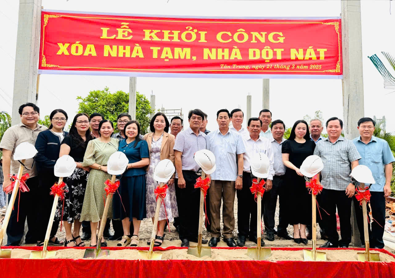B&igrave;nh Dương hỗ trợ Nghệ An v&agrave; Bạc Li&ecirc;u 90 tỉ đồng xo&aacute; "nh&agrave; tạm, nh&agrave; dột n&aacute;t"- Ảnh 2.