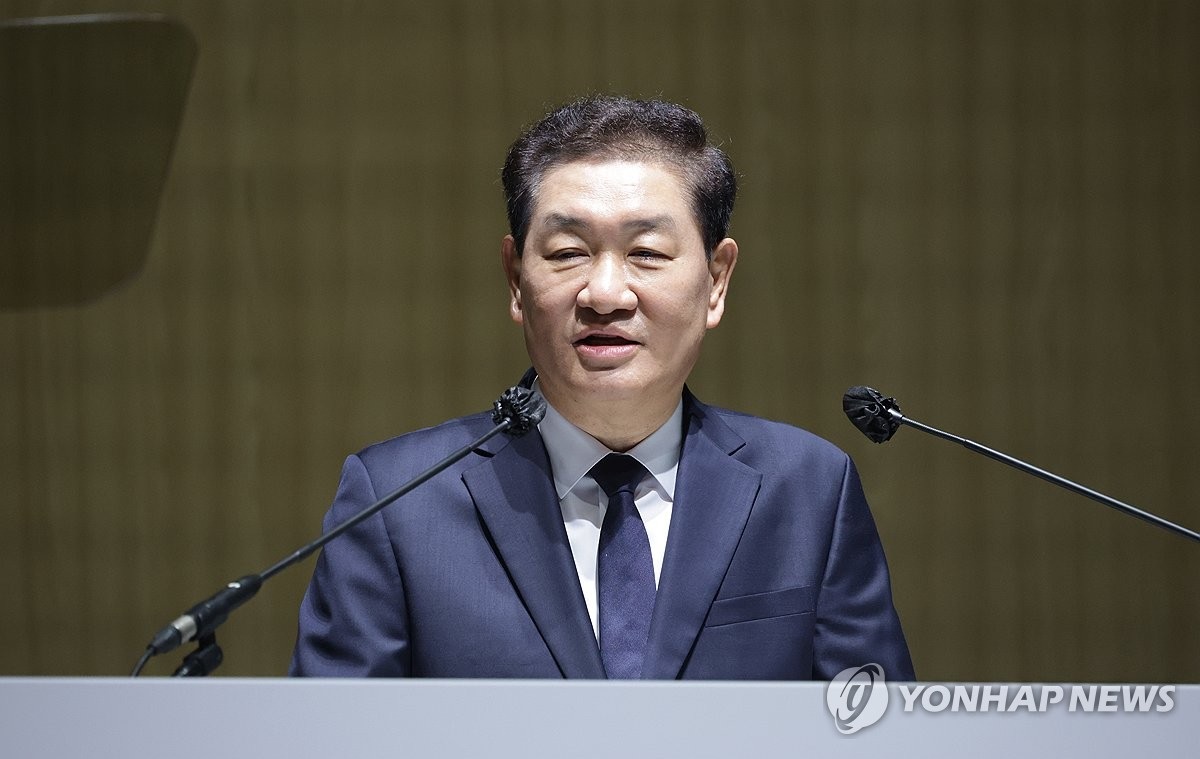 Ph&oacute; chủ tịch, đồng Tổng gi&aacute;m đốc (CEO) Tập đo&agrave;n Samsung Electronics Han Jong-hee. Ảnh: Yonhap