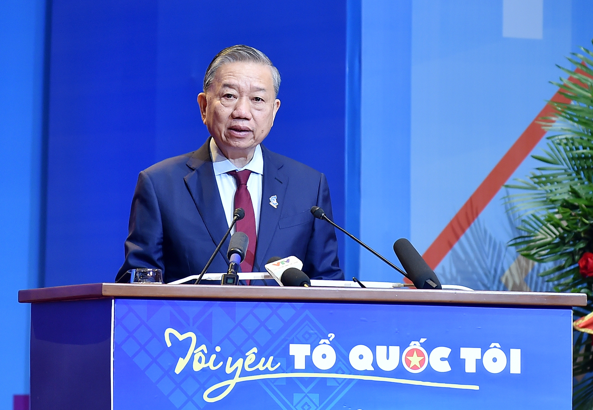 Tổng B&iacute; thư T&ocirc; L&acirc;m: &ldquo;TƯƠNG LAI CHO THẾ HỆ VƯƠN M&Igrave;NH&rdquo;- Ảnh 1.