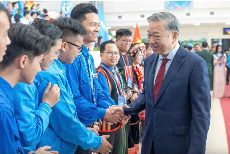 Tổng B&iacute; thư T&ocirc; L&acirc;m: &ldquo;TƯƠNG LAI CHO THẾ HỆ VƯƠN M&Igrave;NH&rdquo;- Ảnh 4.