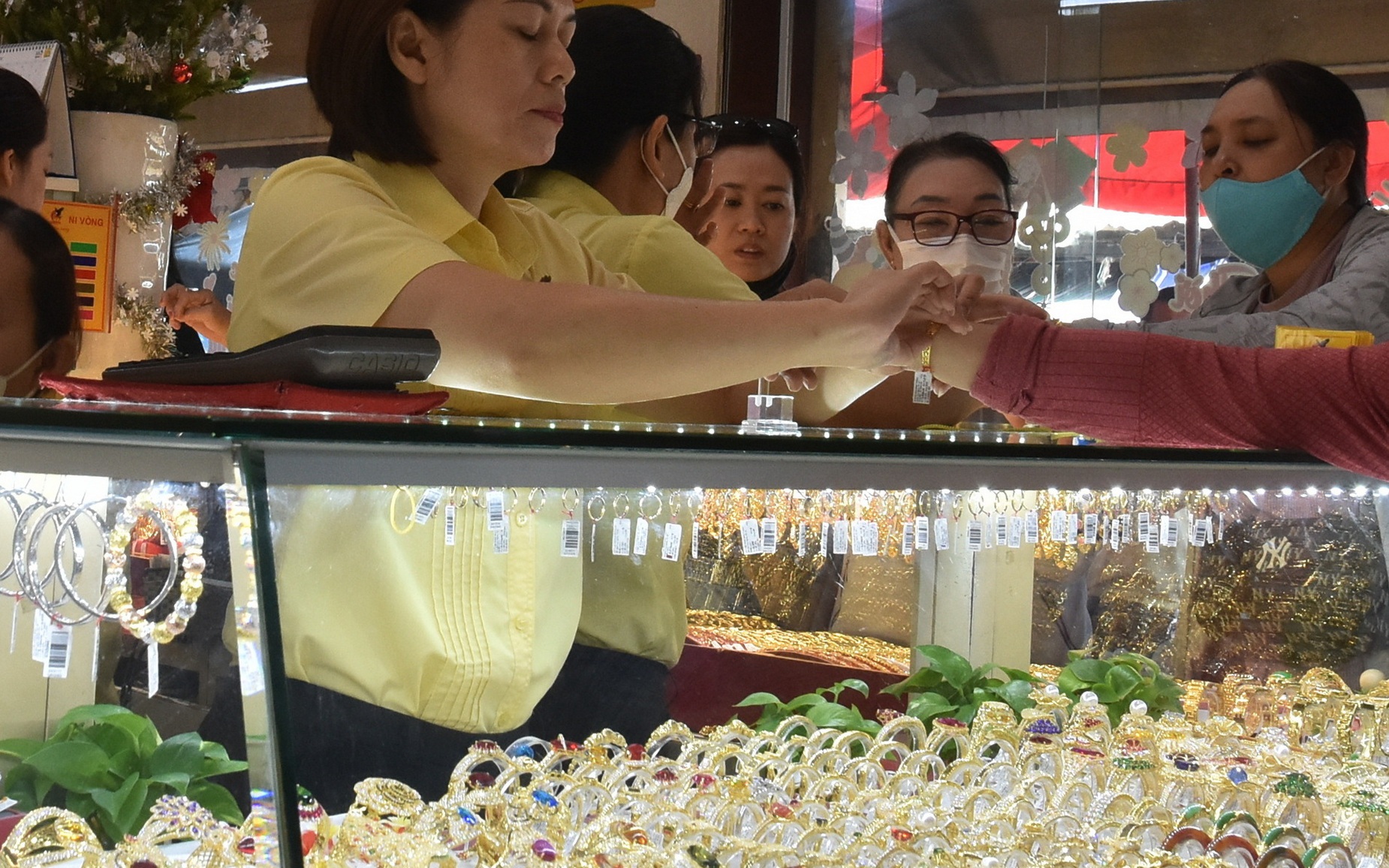 Giá vàng hôm nay, 26-3: Bật tăng trở lại