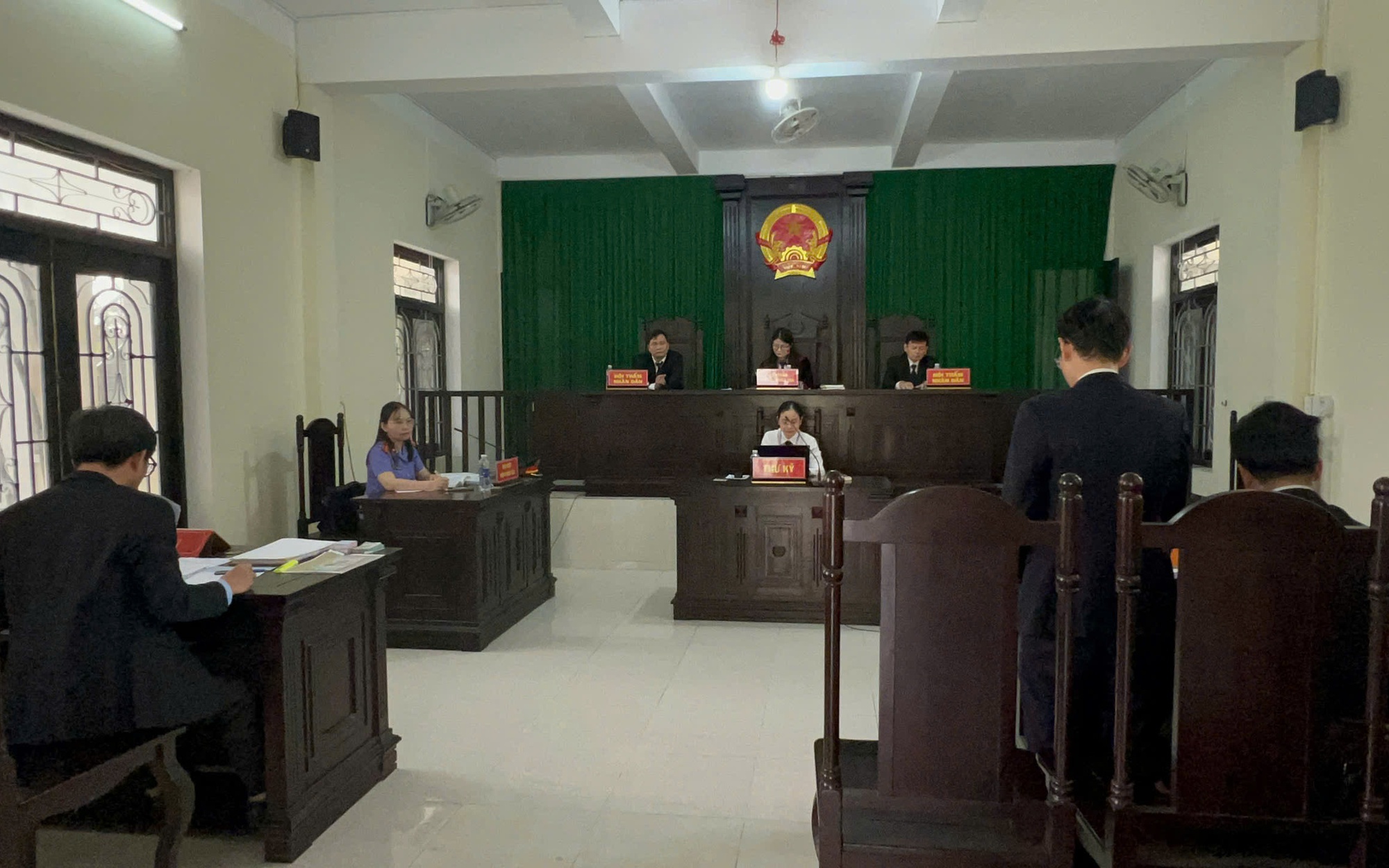 Công ty XSKT TP Huế không trả 2 tỉ đồng trúng thưởng vé số là "đúng quy định"?
