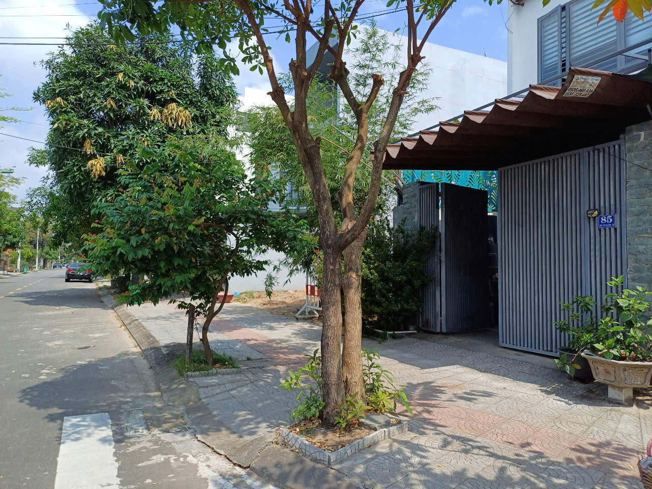 X&aacute;c minh vụ việc 1 gi&aacute;o vi&ecirc;n ở TP HCM bỗng đứng t&ecirc;n gi&aacute;m đốc c&ocirc;ng ty nợ thuế tại Đ&agrave; Nẵng- Ảnh 2.