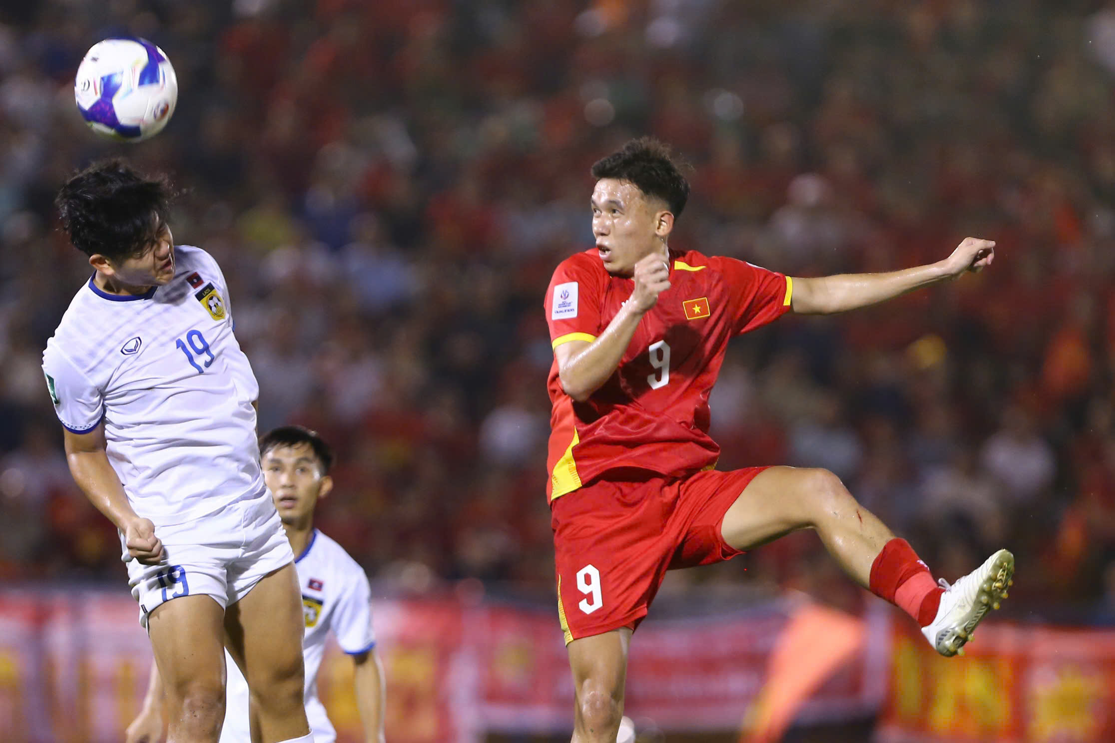 Võ Hoàng Minh Khoa có màn ra mắt được khen ngợi- Ảnh 4.