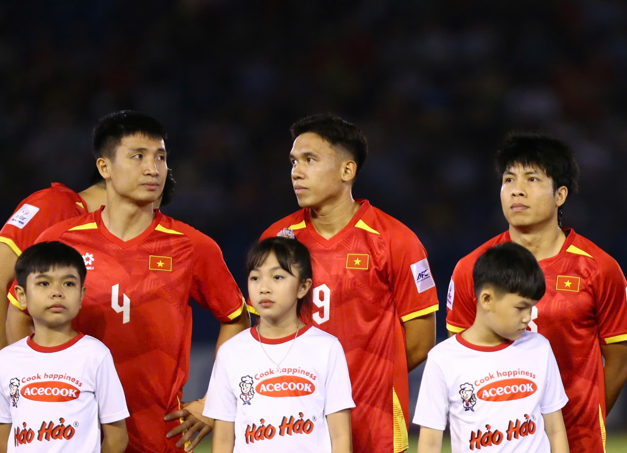 Võ Hoàng Minh Khoa có màn ra mắt được khen ngợi- Ảnh 1.