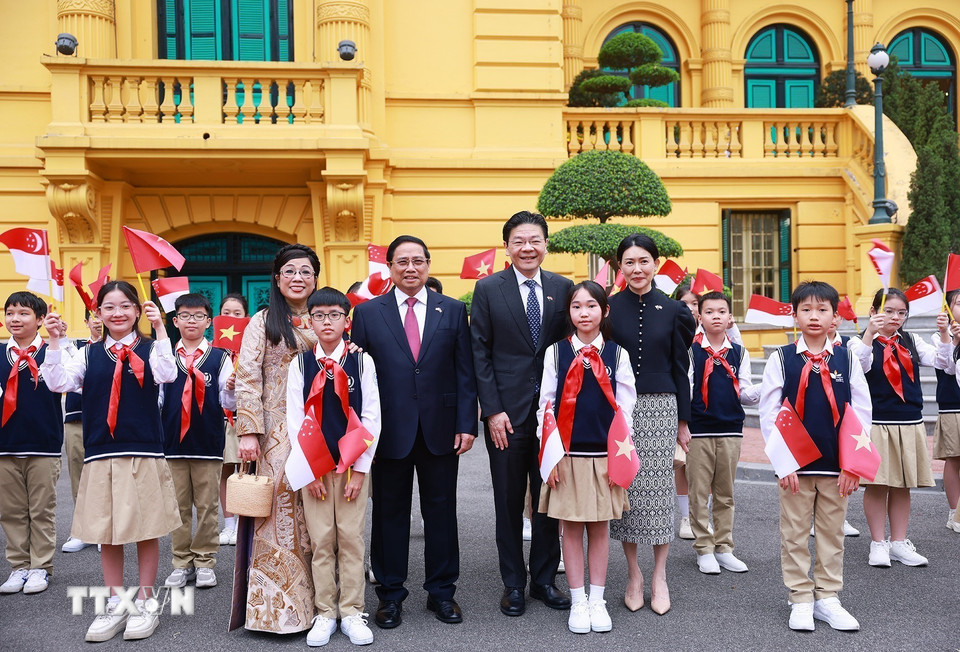 Thủ tướng Phạm Minh Chính chủ trì Lễ đón Thủ tướng Singapore và Phu nhân- Ảnh 12.