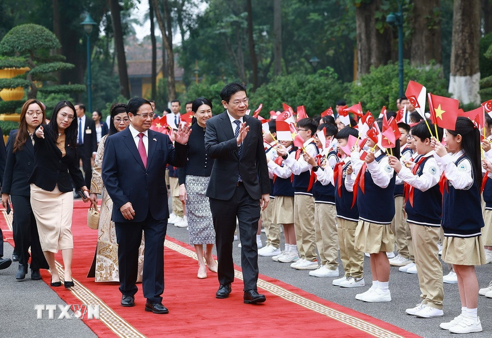 Thủ tướng Phạm Minh Chính chủ trì Lễ đón Thủ tướng Singapore và Phu nhân- Ảnh 6.