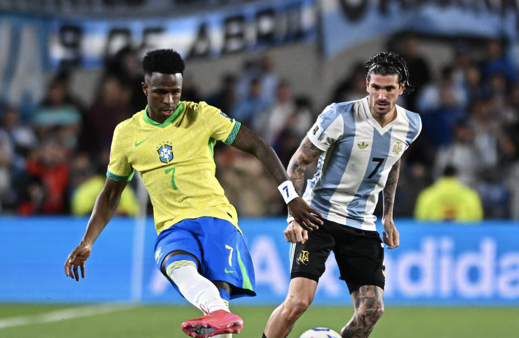 Thua thảm Argenrtina vòng loại World Cup, HLV tuyển Brazil bị cách chức- Ảnh 4.