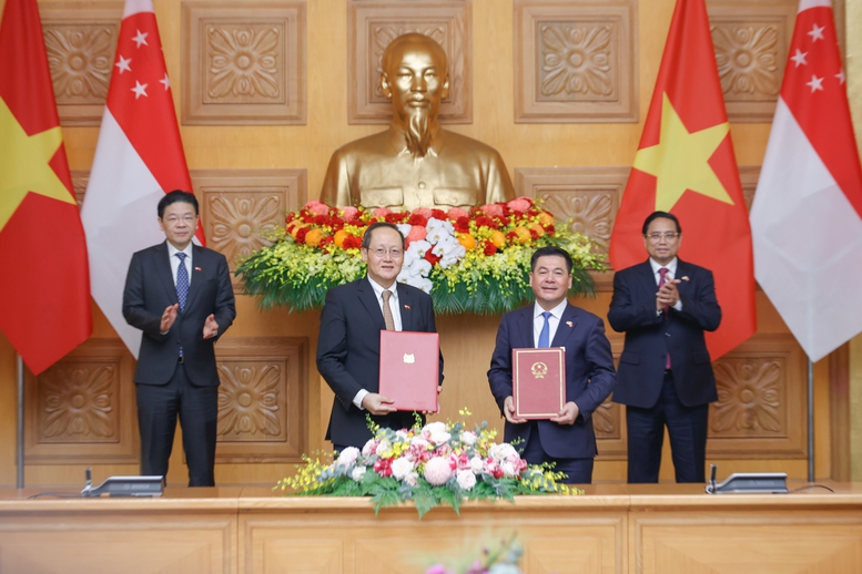 Việt Nam - Singapore k&yacute; kết nhiều văn kiện hợp t&aacute;c quan trọng- Ảnh 3.