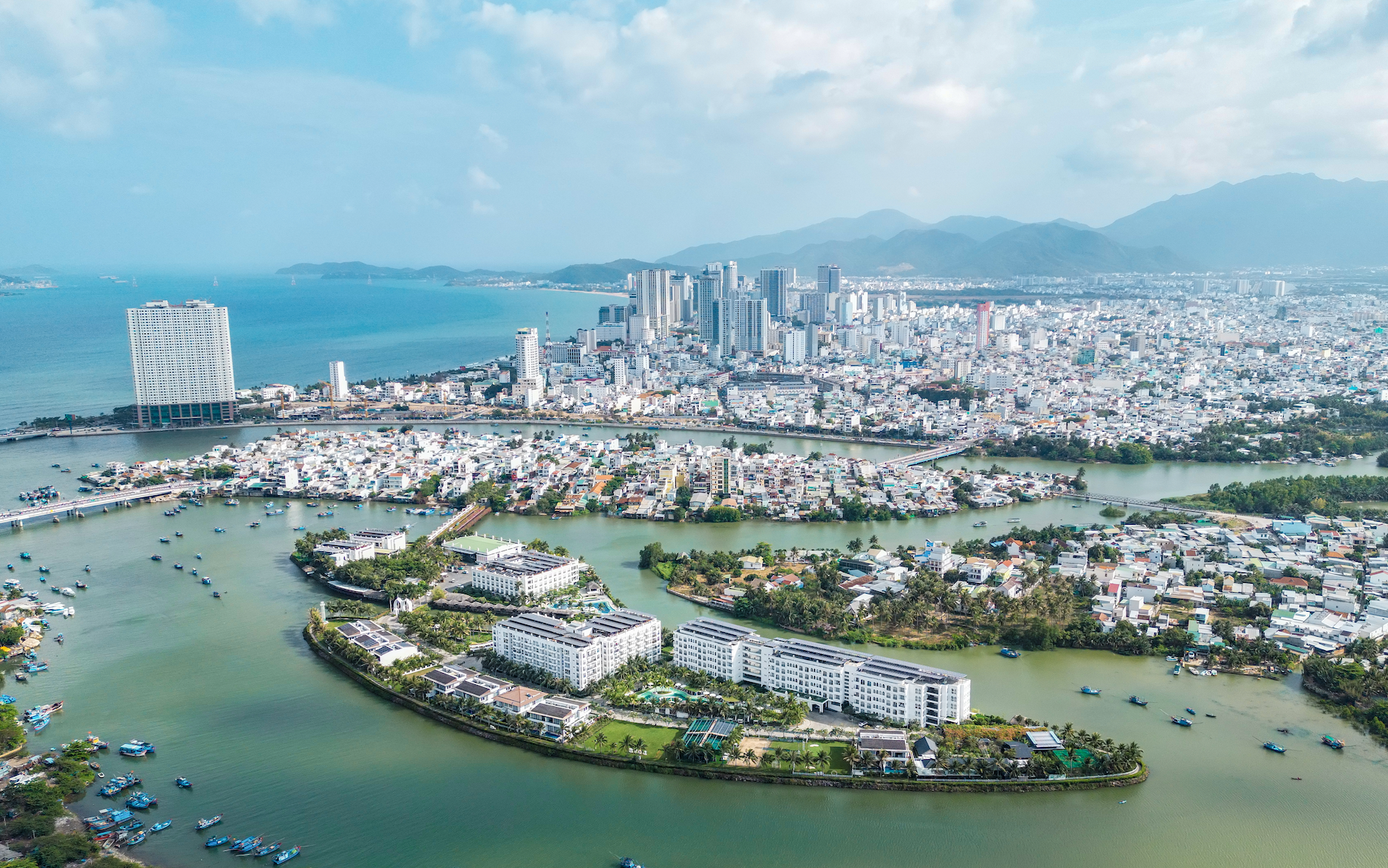 Khánh Hòa: Ban hành bộ tiêu chuẩn du lịch xanh- Ảnh 3.