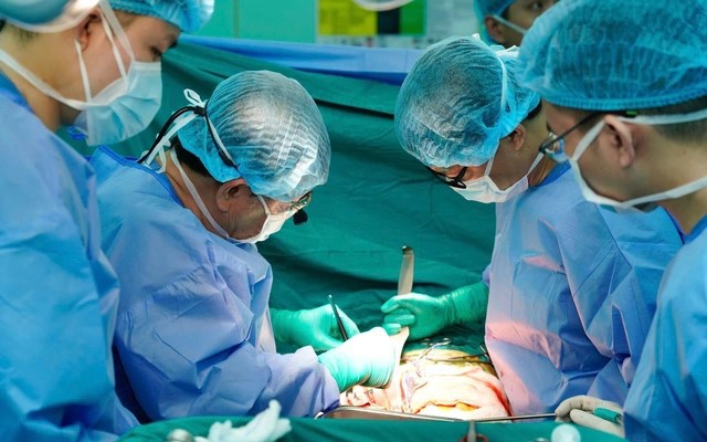 Một quyết định nhiều cảm xúc