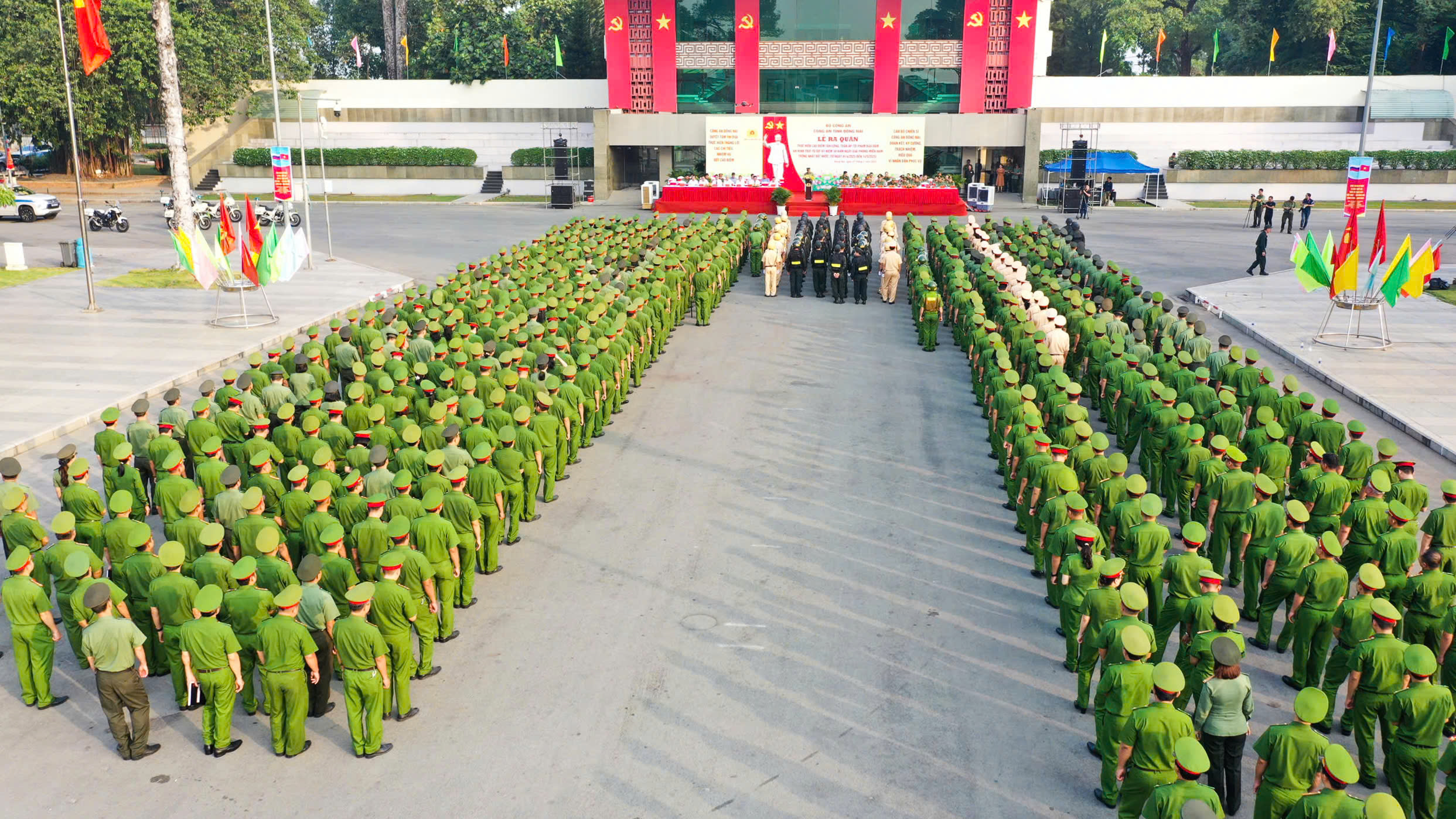 Mệnh lệnh của Gi&aacute;m đốc C&ocirc;ng an tỉnh Đồng Nai trong đợt cao điểm tấn c&ocirc;ng, trấn &aacute;p tội phạm- Ảnh 8.