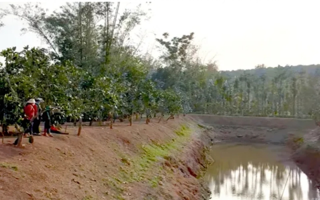 2 học sinh chết đuối thương tâm trong ao nước