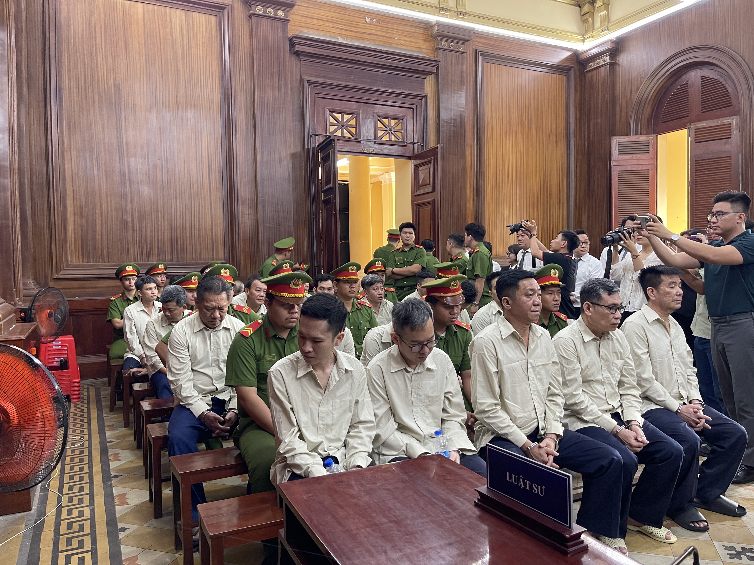 Xét xử vụ án Công ty Trung Hậu 68: Một bị cáo nộp tiền khắc phục hậu quả gần 20 tỉ đồng- Ảnh 1.