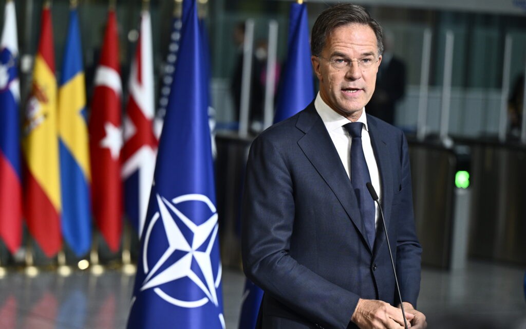 NATO quyết bảo vệ đồng minh, cảnh báo "phản ứng tàn khốc"