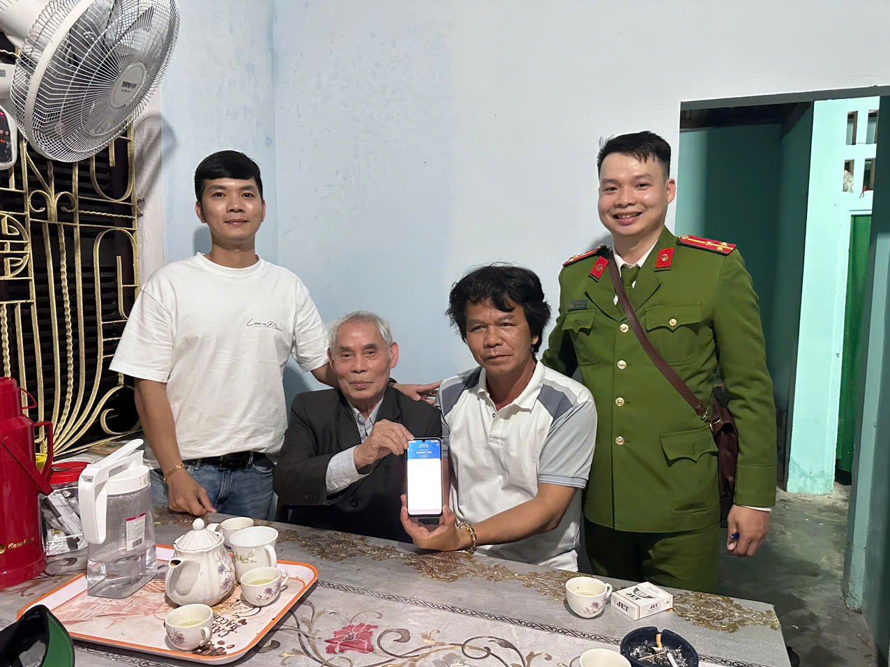 Đại lý vé số trả thưởng nhầm giải khuyến khích thành giải phụ đặc biệt- Ảnh 1.