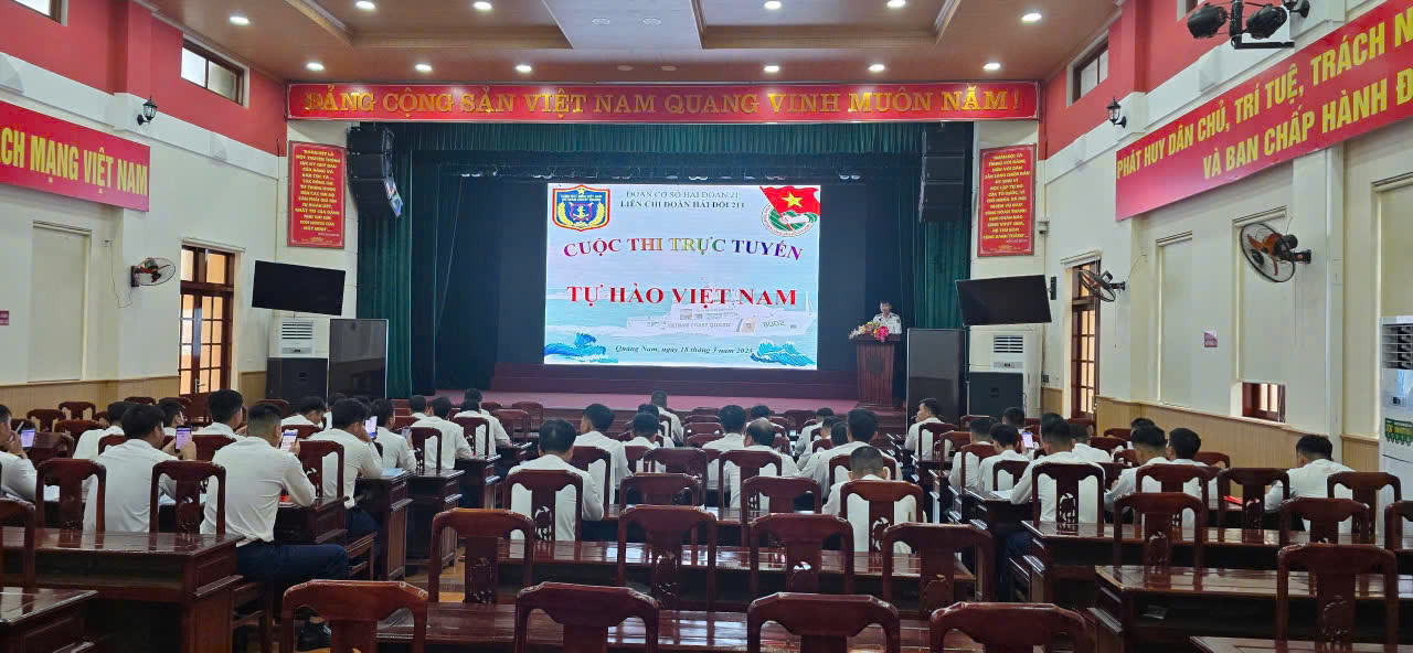 S&ocirc;i nổi c&aacute;c hoạt động Th&aacute;ng Thanh ni&ecirc;n tại V&ugrave;ng Cảnh s&aacute;t biển 2- Ảnh 6.