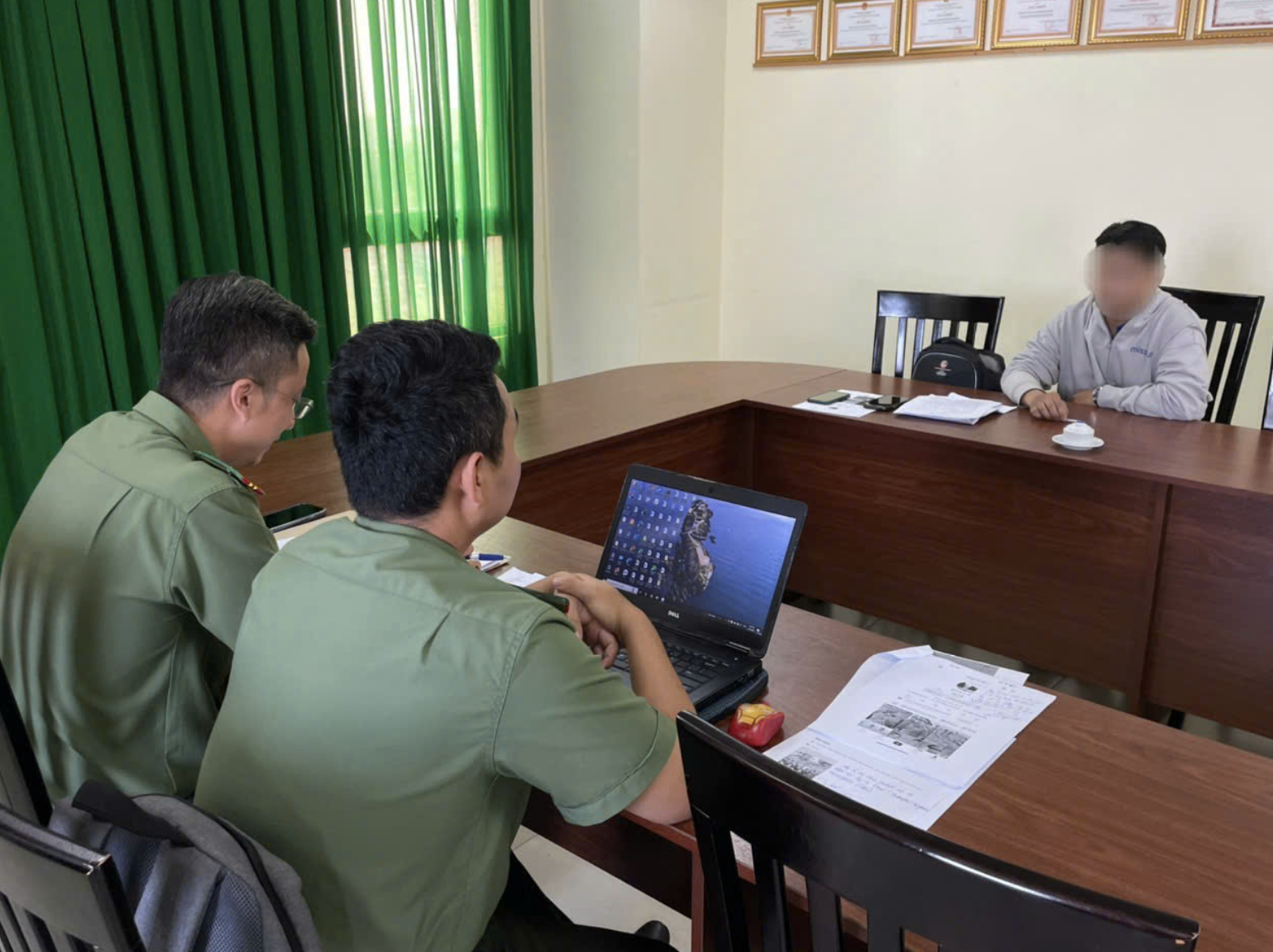 C&ocirc;ng an TP HCM xử phạt chủ t&agrave;i khoản TikTok đăng tin sai về đại t&aacute; Trần Thị Kim L&yacute;- Ảnh 1.