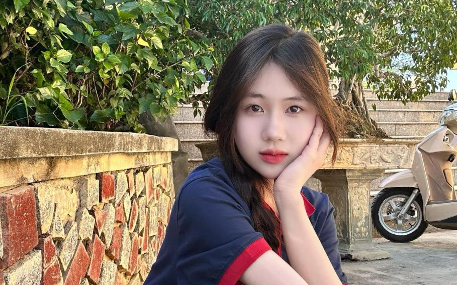 Huyền Thương - Cô nàng vượt khó