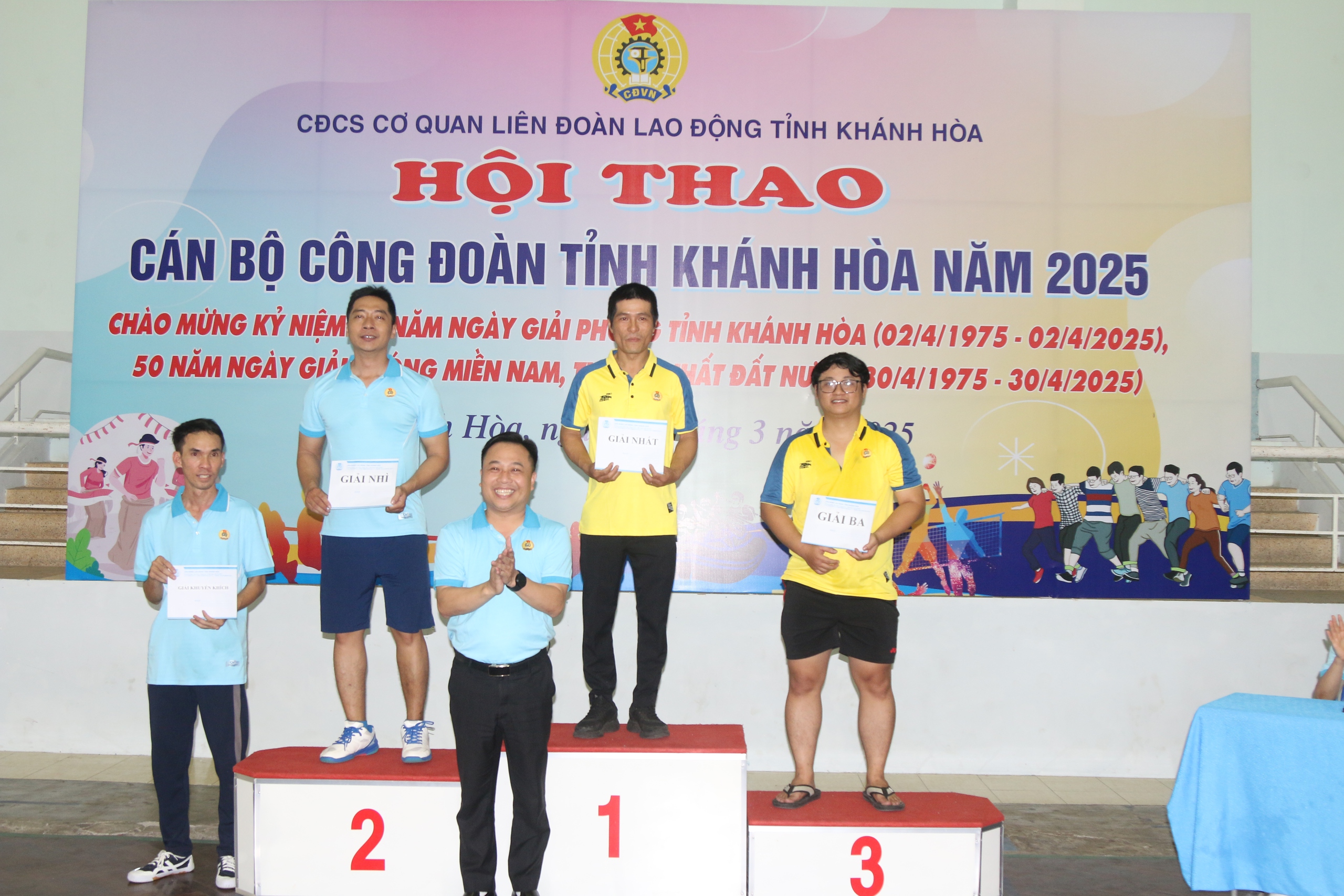 Sôi nổi hội thao cán bộ Công đoàn Khánh Hòa- Ảnh 6.
