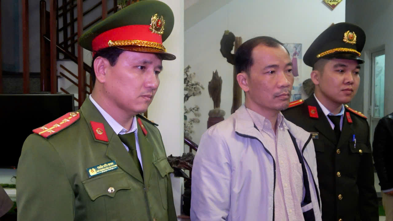 C&ocirc;ng an bắt giữ Nguyễn Xu&acirc;n B&igrave;nh v&igrave; "hoạt động nhằm lật đổ ch&iacute;nh quyền nh&acirc;n d&acirc;n"- Ảnh 1.