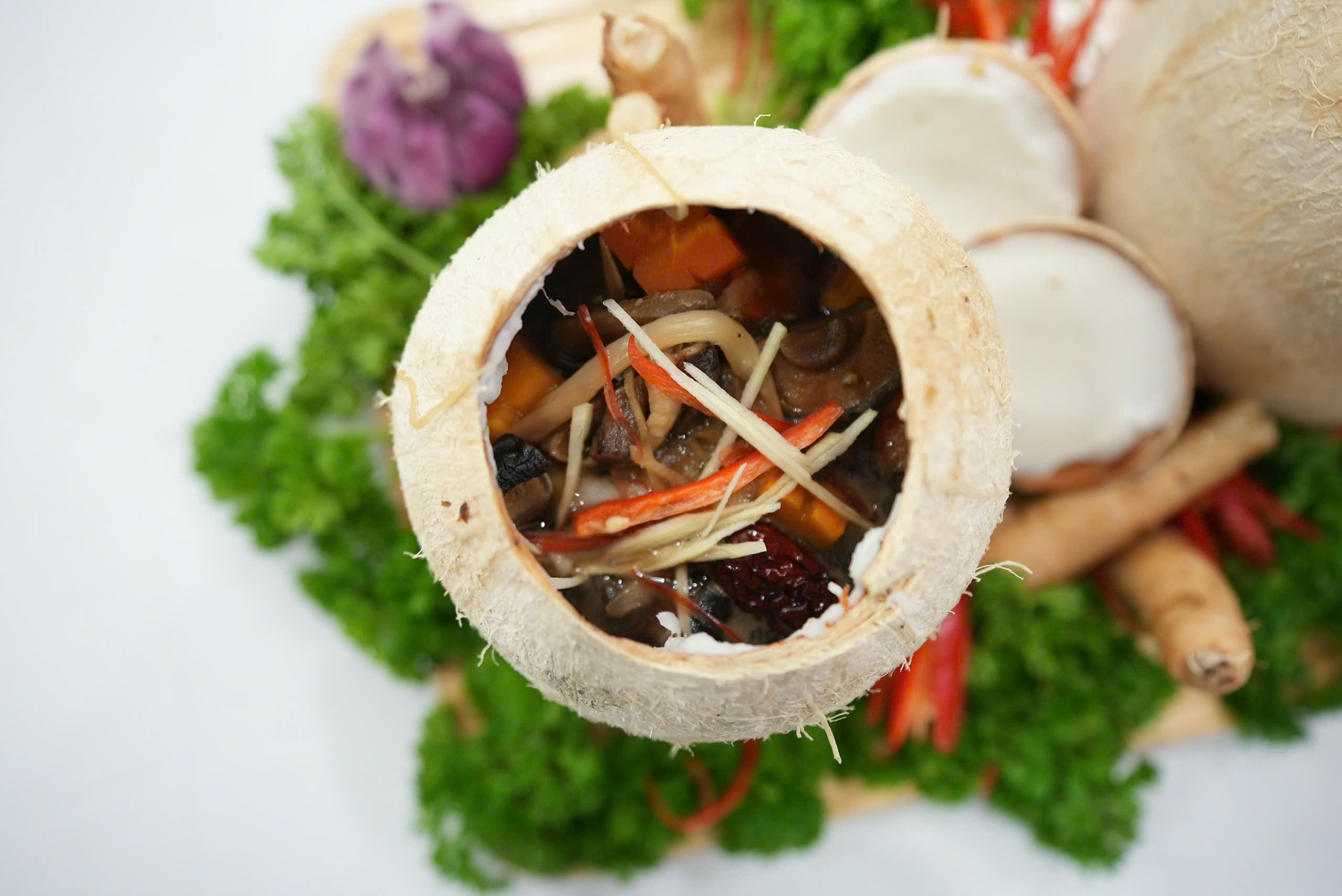M&oacute;n mắt c&aacute; ngừ tần s&acirc;m Bố Ch&iacute;nh Ph&uacute; Y&ecirc;n