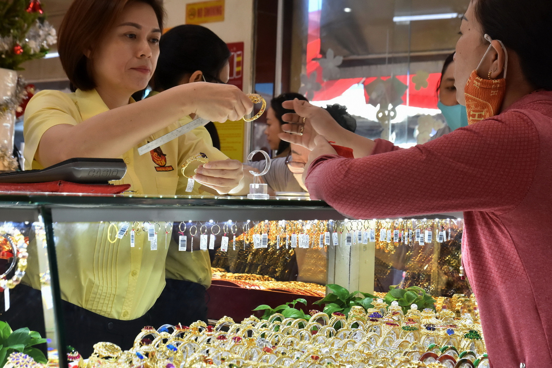 Gi&aacute; v&agrave;ng h&ocirc;m nay, 29-3: Tăng l&ecirc;n đỉnh cao mọi thời đại- Ảnh 1.