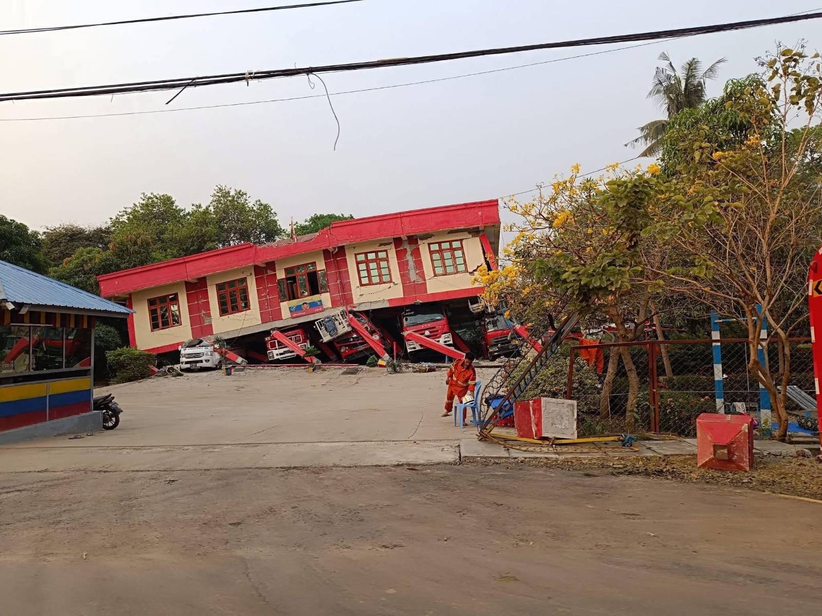 Động đất Myanmar: Số người thiệt mạng vượt 1.000 người- Ảnh 2.