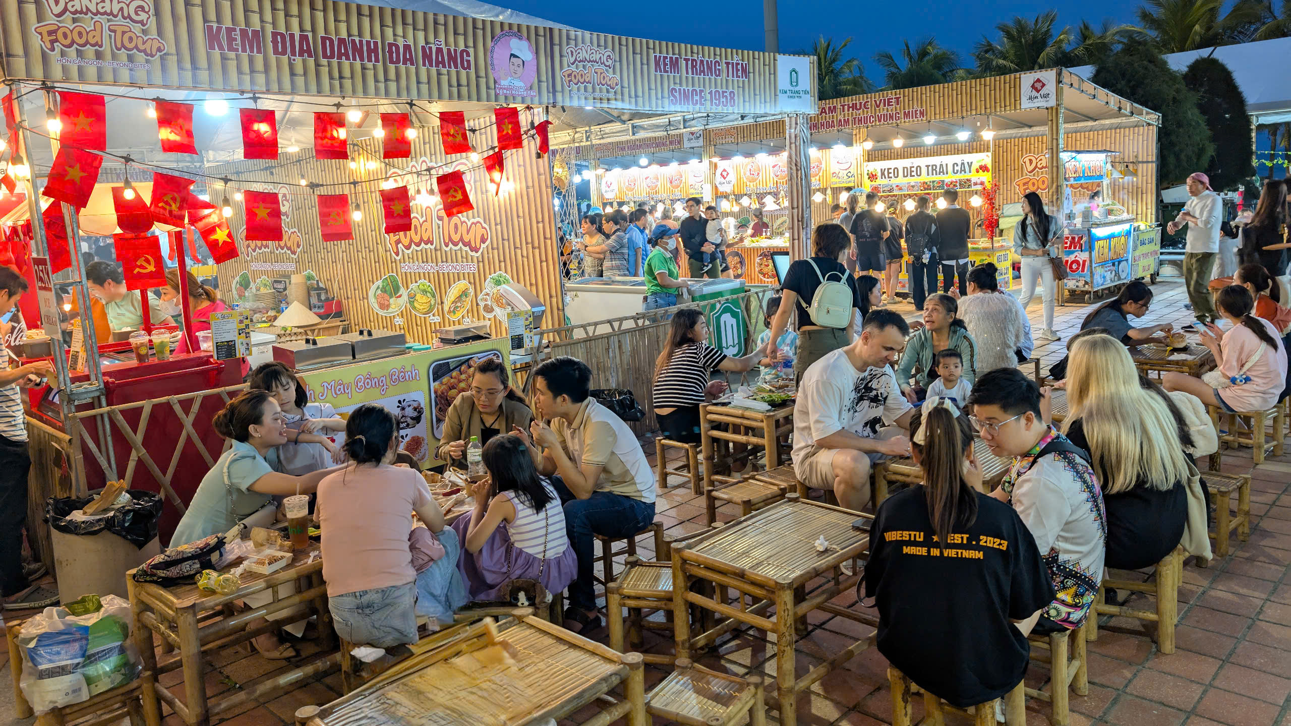 200 m&oacute;n ngon "đổ bộ" Lễ hội Đ&agrave; Nẵng Food Tour 2025- Ảnh 3.