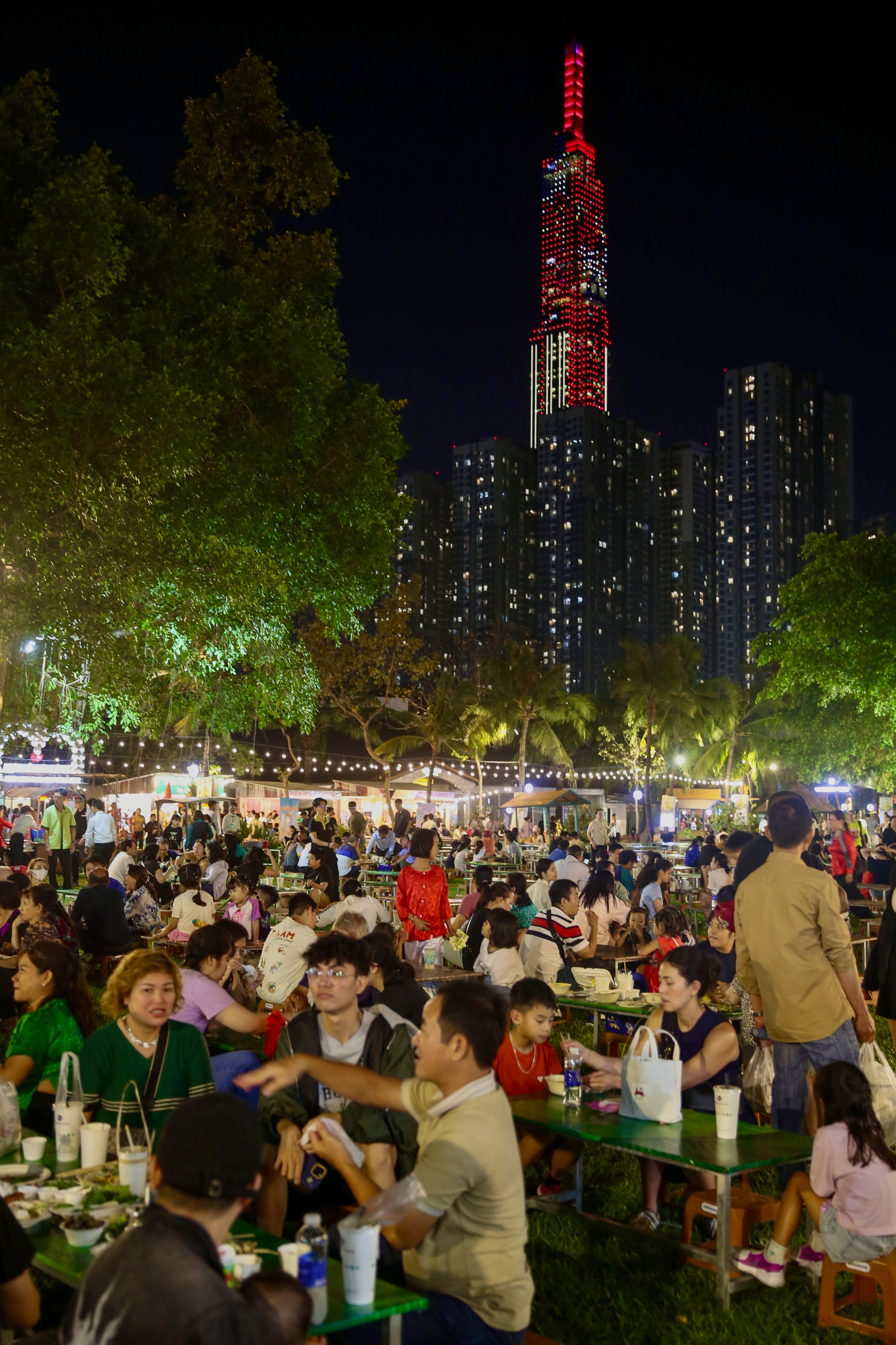 Du khách thích thú trải nghiệm tại lễ hội ẩm thực của Saigontourist Group- Ảnh 24.