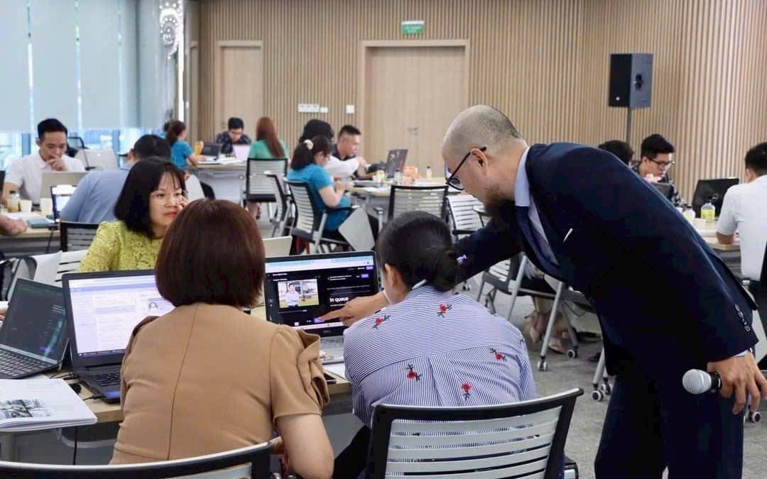 Sòng phẳng với người lao động