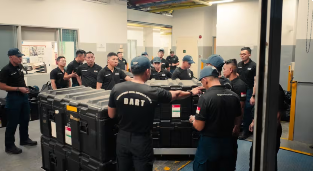 Đội cứu hộ Singapore chuẩn bị lên đường đến Myanmar, Ảnh: Lực lượng Phòng vệ Singapore