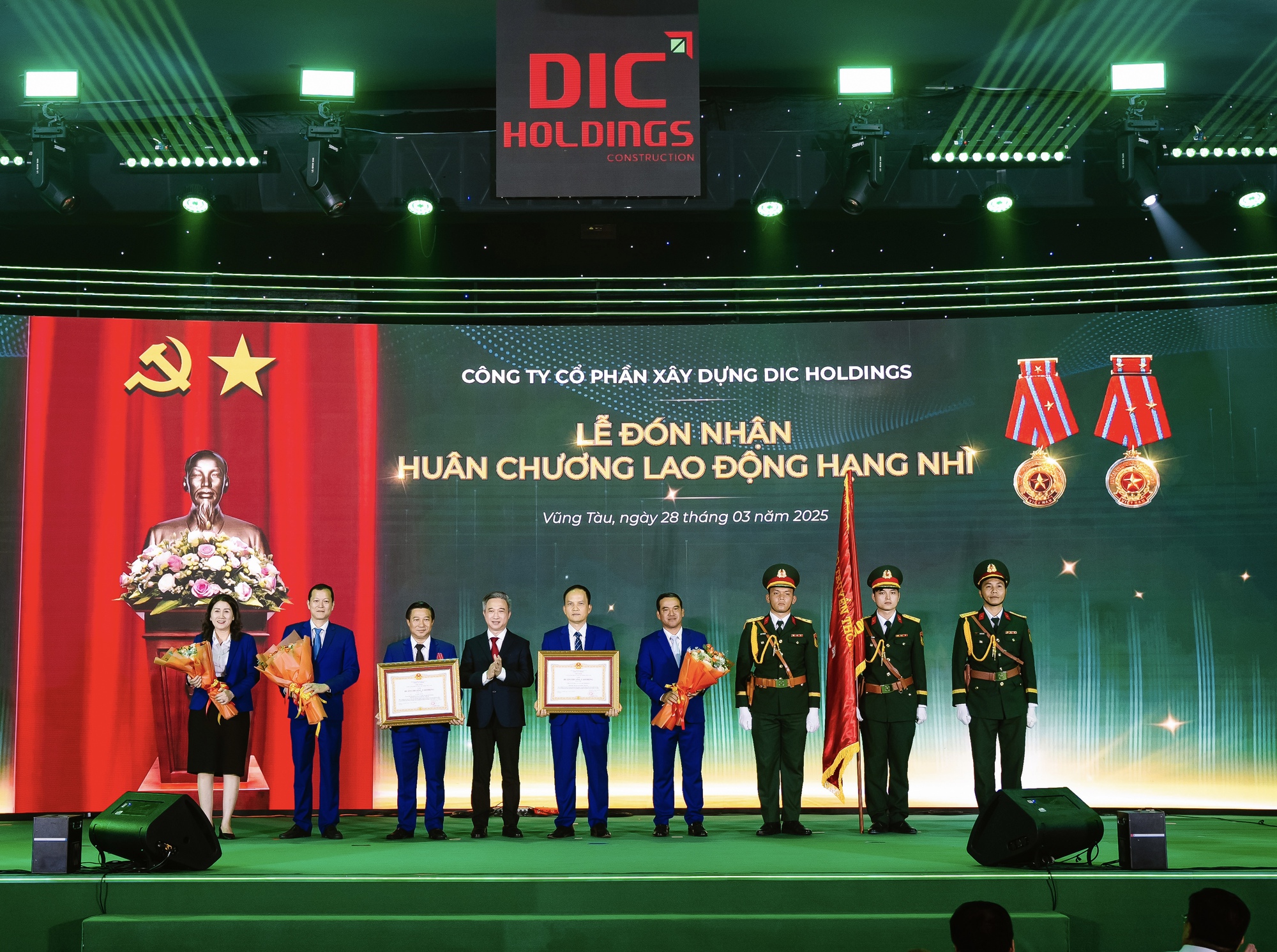 DIC Holdings kỷ niệm 30 năm th&agrave;nh lập v&agrave; nhận Hu&acirc;n chương Lao động- Ảnh 2.