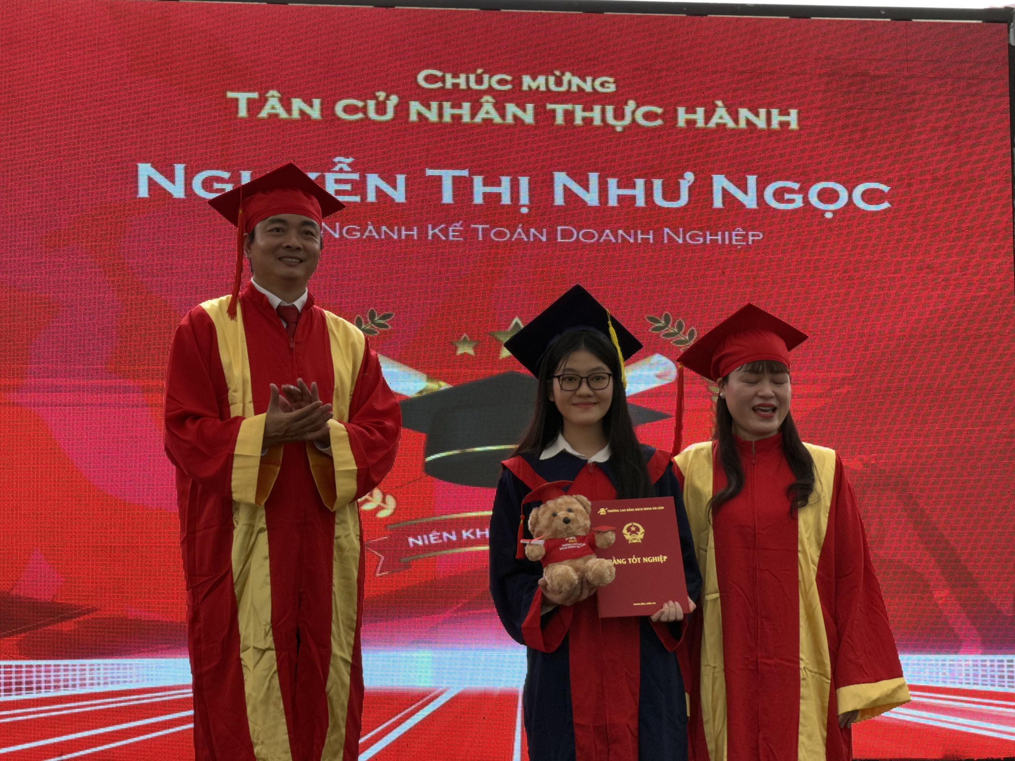 Th&ecirc;m 700 sinh vi&ecirc;n tốt nghiệp, 93% sinh vi&ecirc;n c&oacute; việc l&agrave;m- Ảnh 1.