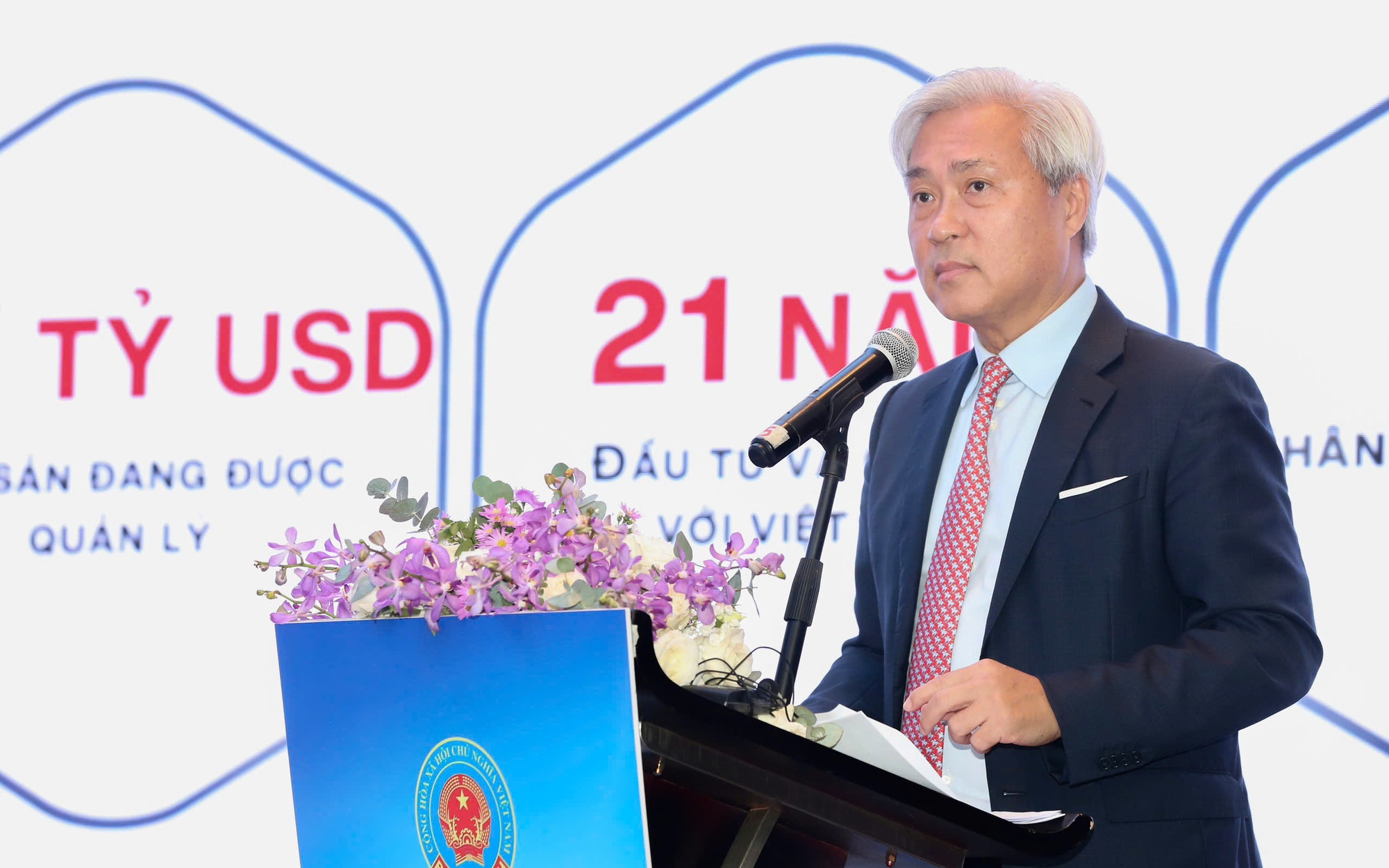 Vì sao Tổng Giám đốc Tập đoàn VinaCapital đề xuất không sử dụng cụm từ "chơi chứng khoán"?
