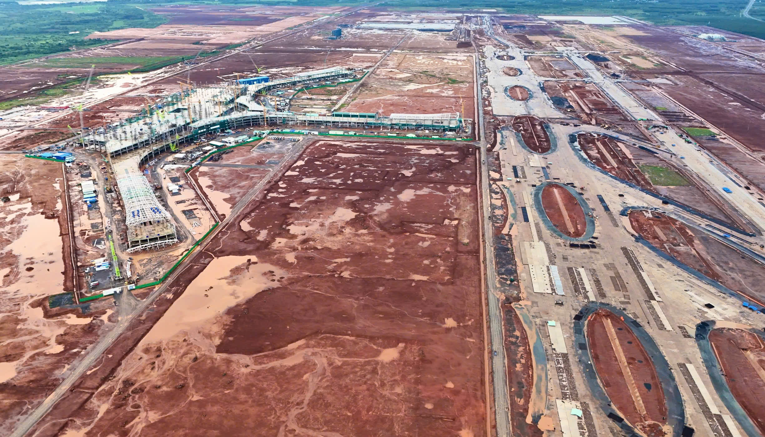 Mỗi hãng Vietnam Airlines, Vietjet Air được đầu tư 2 hangar tại sân bay Long Thành- Ảnh 1.