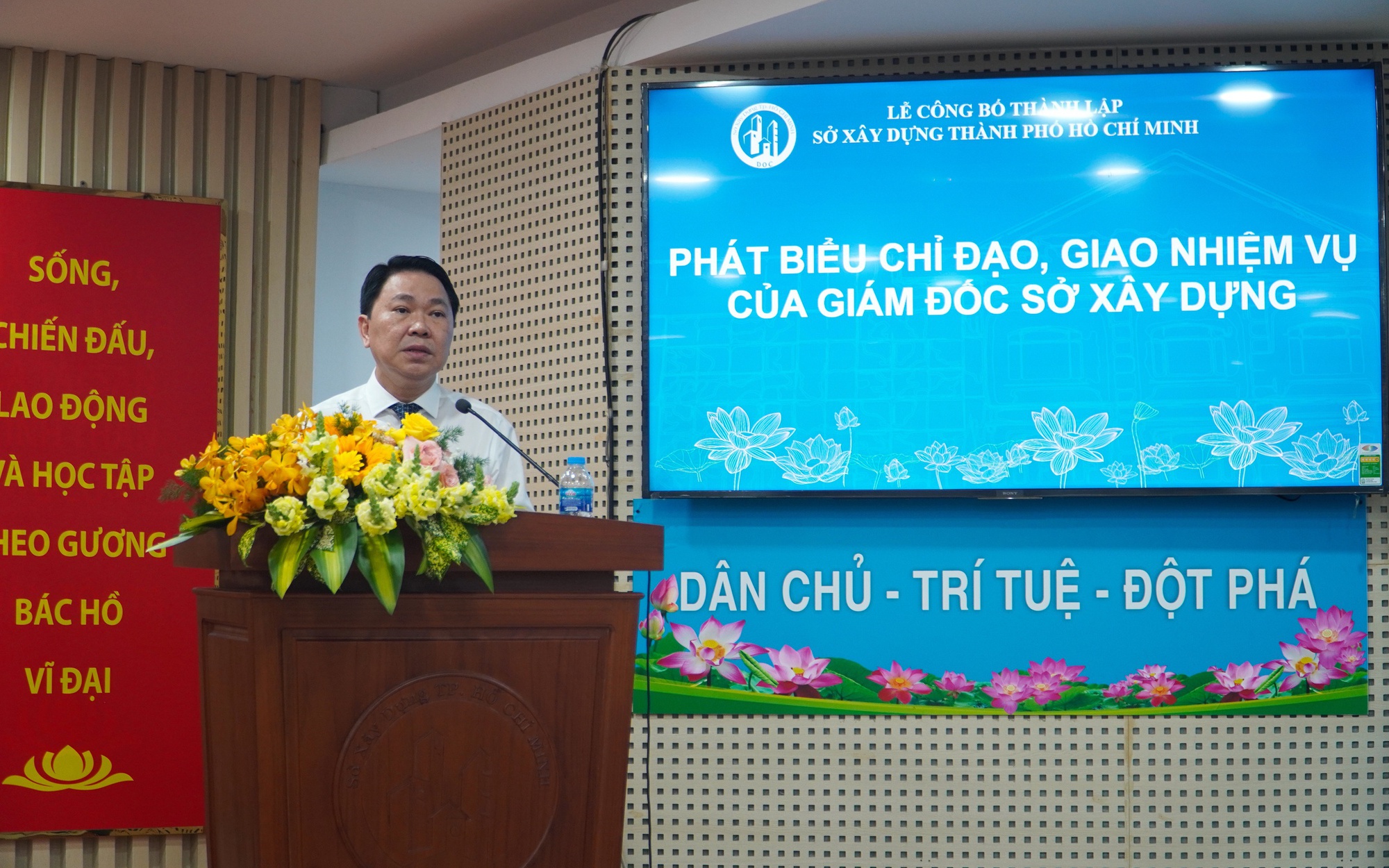 TP HCM: Thành lập Sở Xây dựng, 188 người nộp đơn xin nghỉ hưu