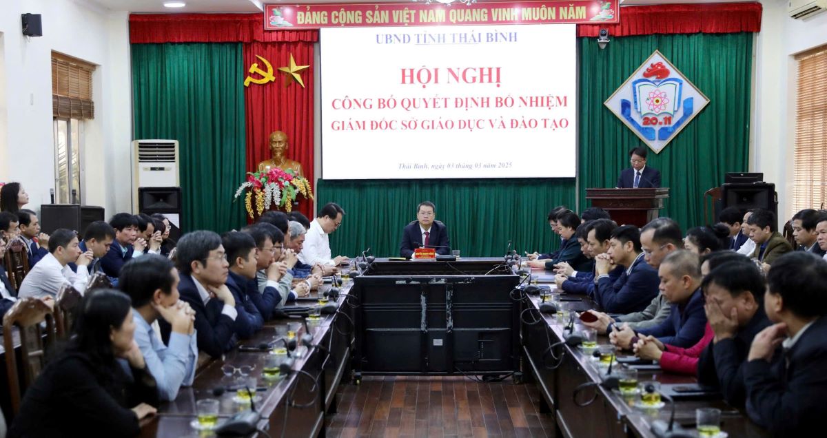 Bổ nhiệm Giám đốc Sở GD-ĐT tỉnh Thái Bình sau gần nửa năm "khuyết" vị trí- Ảnh 2.