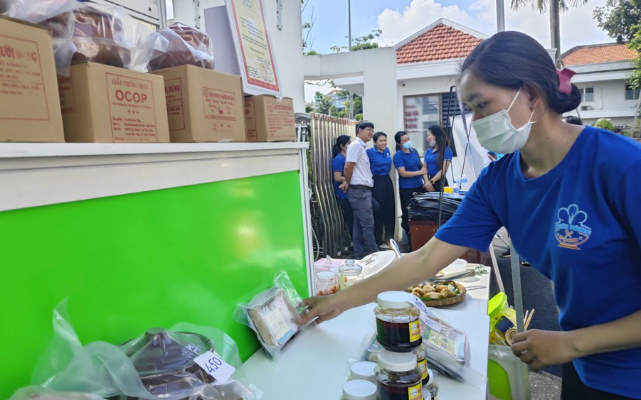 Thúc đẩy hộ kinh doanh chuyển đổi