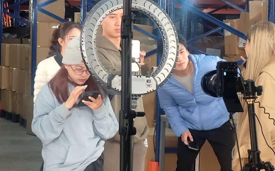 Mạnh tay chấn chỉnh livestream bán hàng